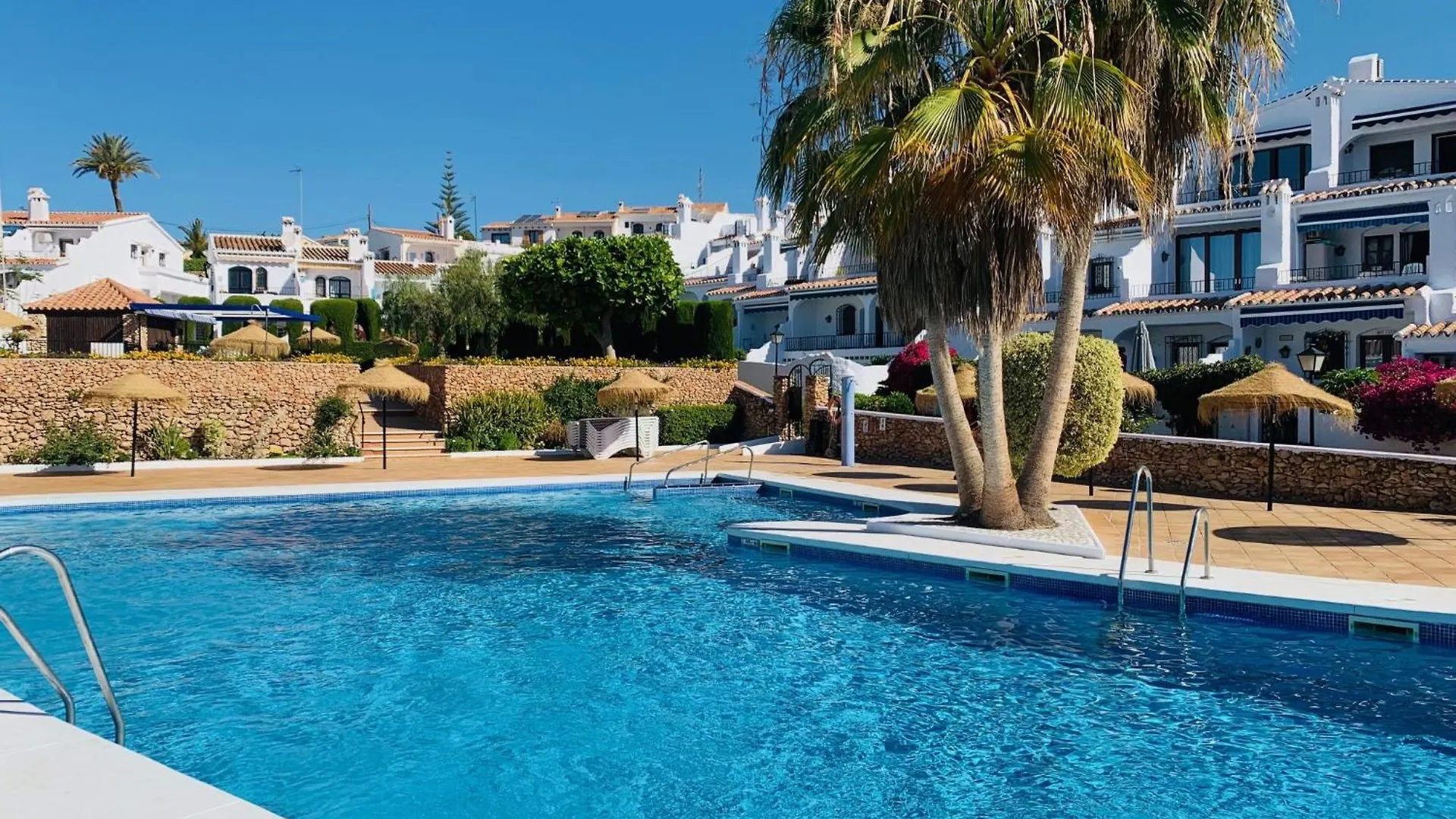 Apartment Los Geraneos De Capistrano By Interhome Nerja
